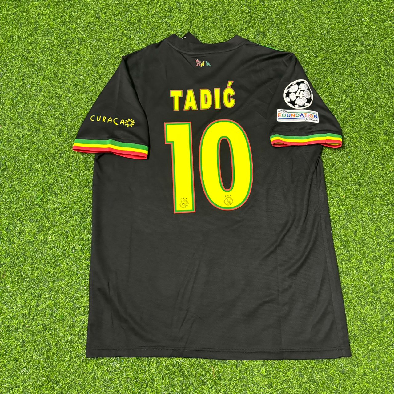 Dušan Tadić Ajax 2021-2022 Kit de maillot de football rétro noir édition Bob Marley