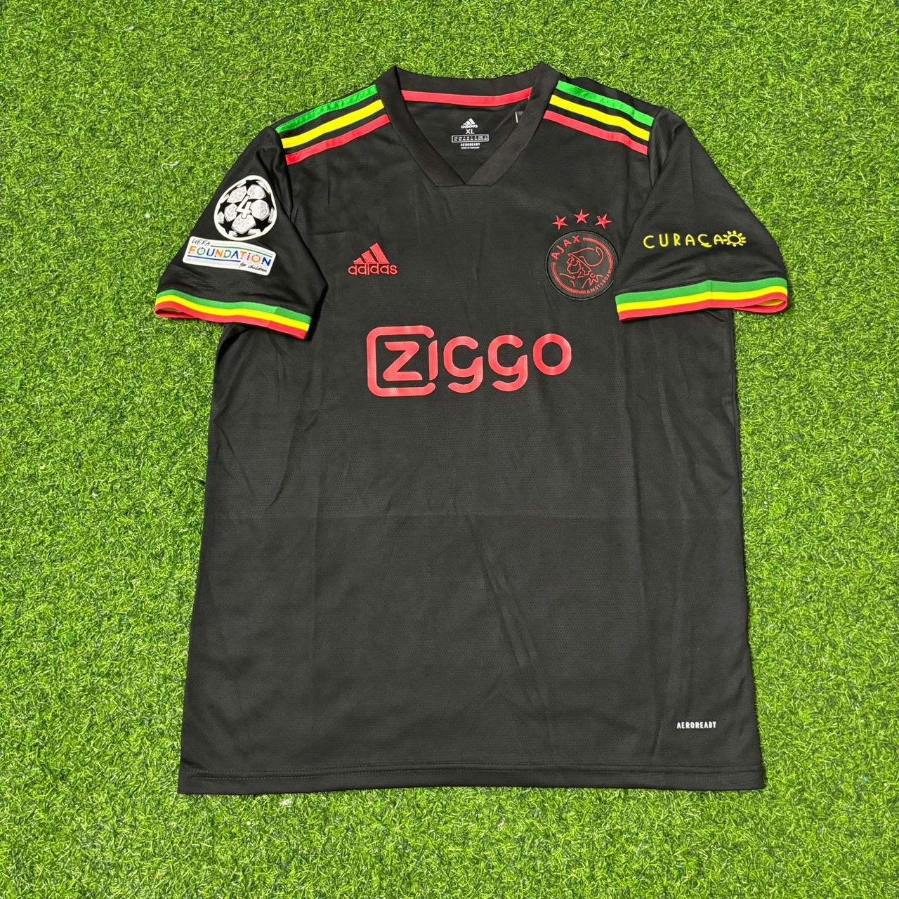 DusanTadicAjax2021_2022BlackBo
