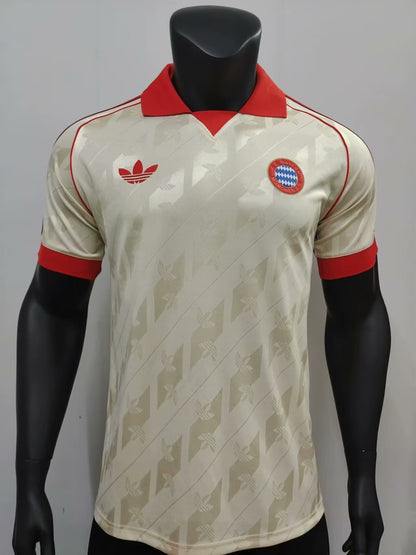 Bayern München New Polo Neck Polokragen Tshirt