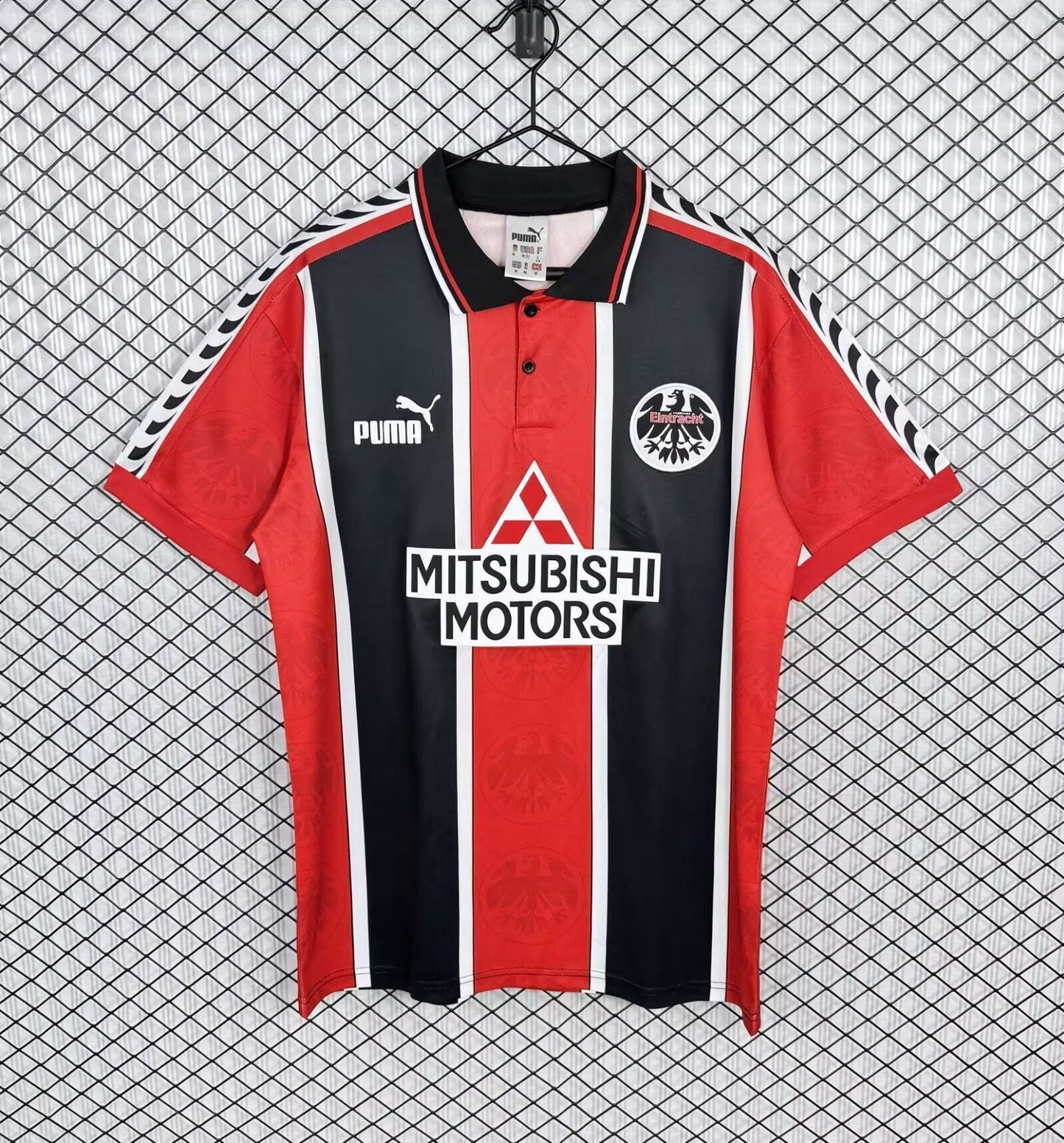 Eintracht Frankfurt 1996/1997 Saison Heim Retro Fußballtrikot