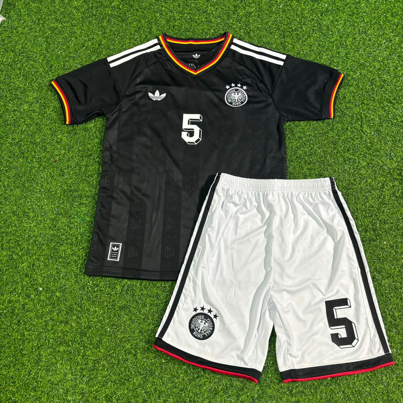 Franz Beckenbauer Germany Black Retro Kids Football Jersey