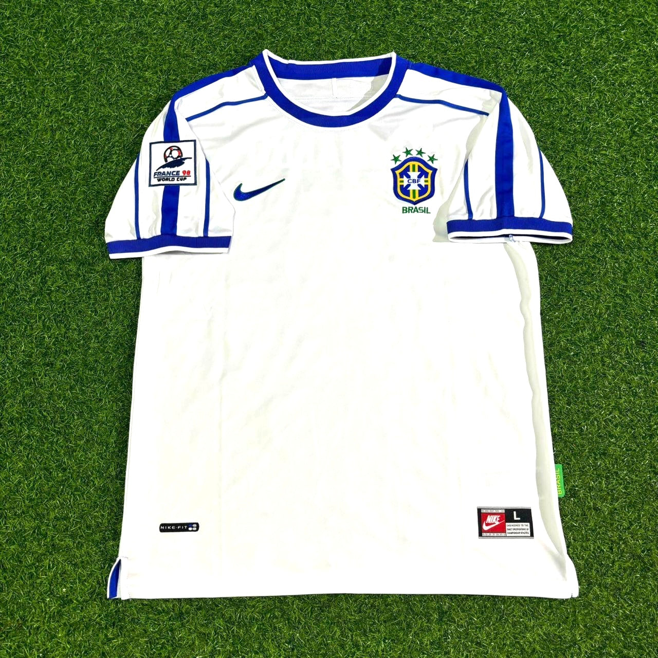 Kaka’ #8 Brazil 1998 World Cup Retro Football Jersey