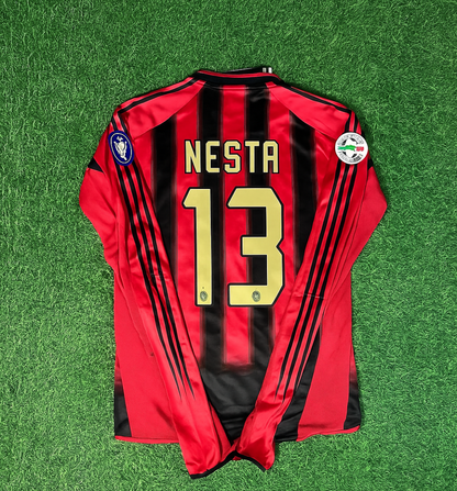 Maillot rétro domicile rouge et noir Alessandro Nesta 13 – Milan 2003/2004