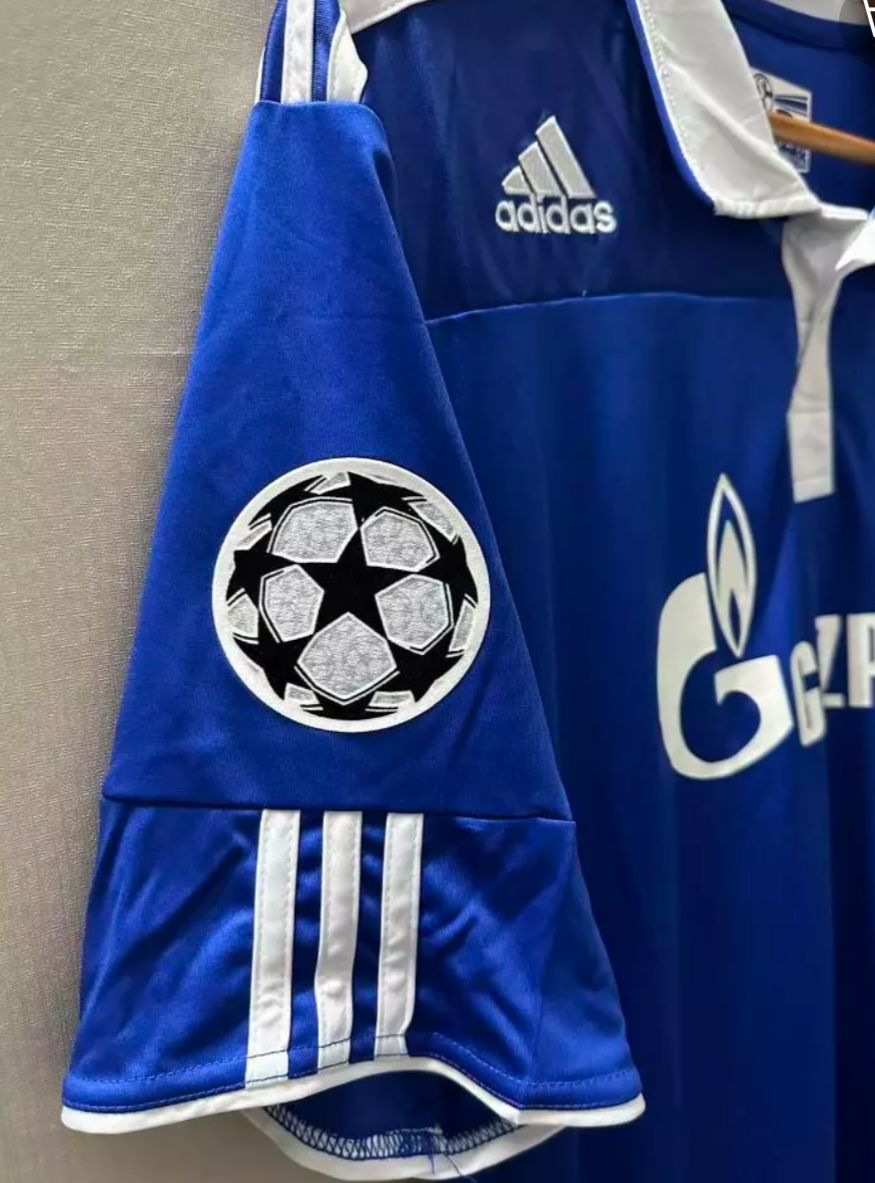 Schalke 04  Raul Gonzalez 2010- 12 Season Retro Champions League Football Jersey Trikot