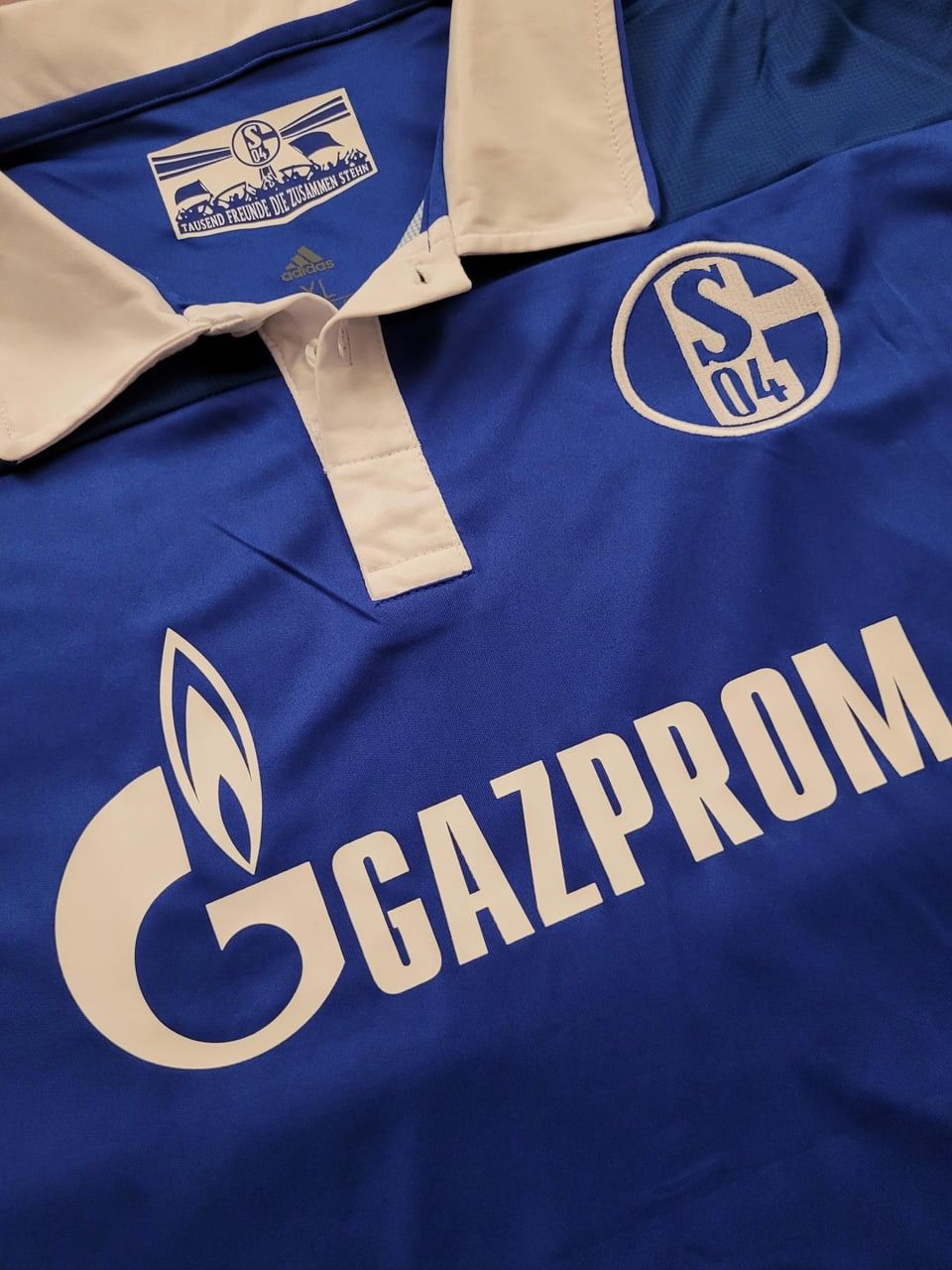 Schalke 04  Klaas-Jan Huntelaar 2010 - 2011  Season Retro  Football Jersey Trikot