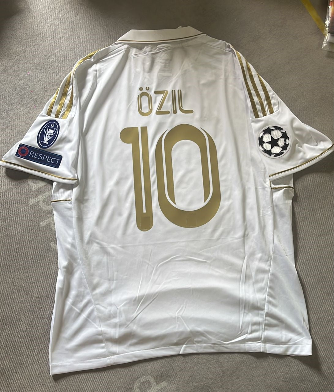 Mesut  Ozil Real Madrid 2011-2012 Jersey Soccer Shirt Trikot