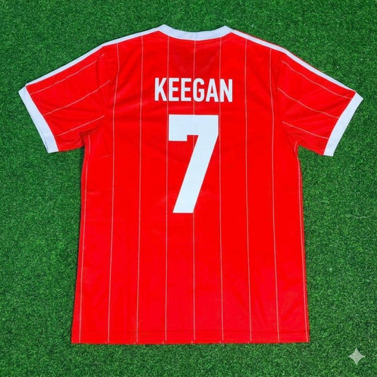 Maillot rétro rouge de football du Hamburger SV de Kevin Keegan