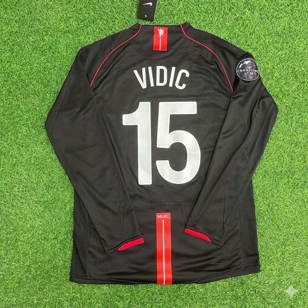 Nemanja Vidic Manchester United 2007/2008 Champions League Patch Black Retro Football Jersey Kit