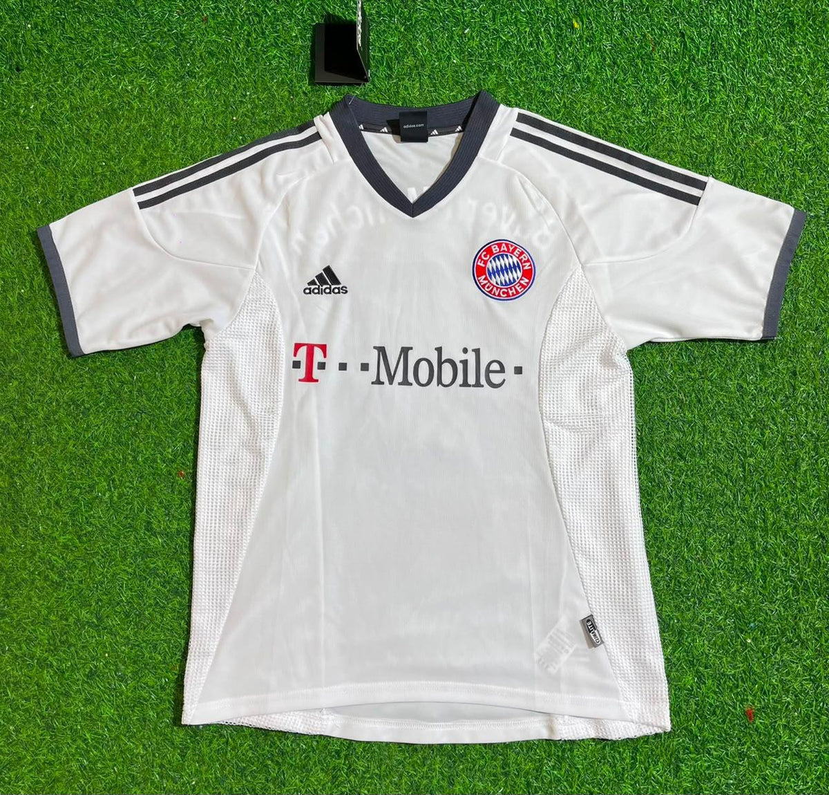 Roy Makaay Bayern Munich 2002/2004 Away White Retro Football Jersey Trikot Mailot