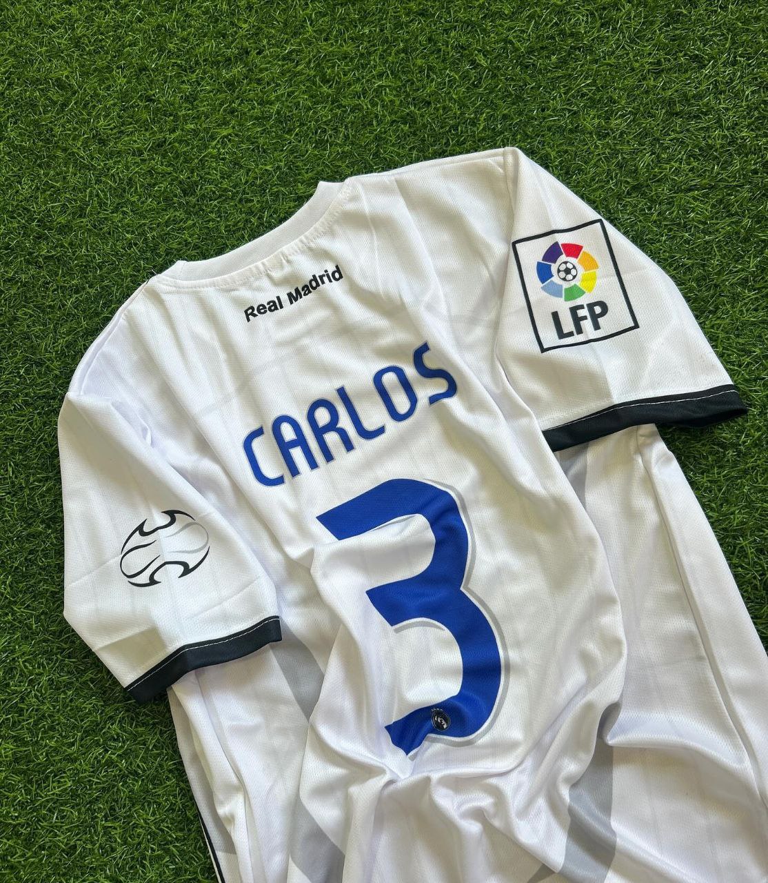 Weißes Roberto Carlos-Real-Madrid-Retrotrikot