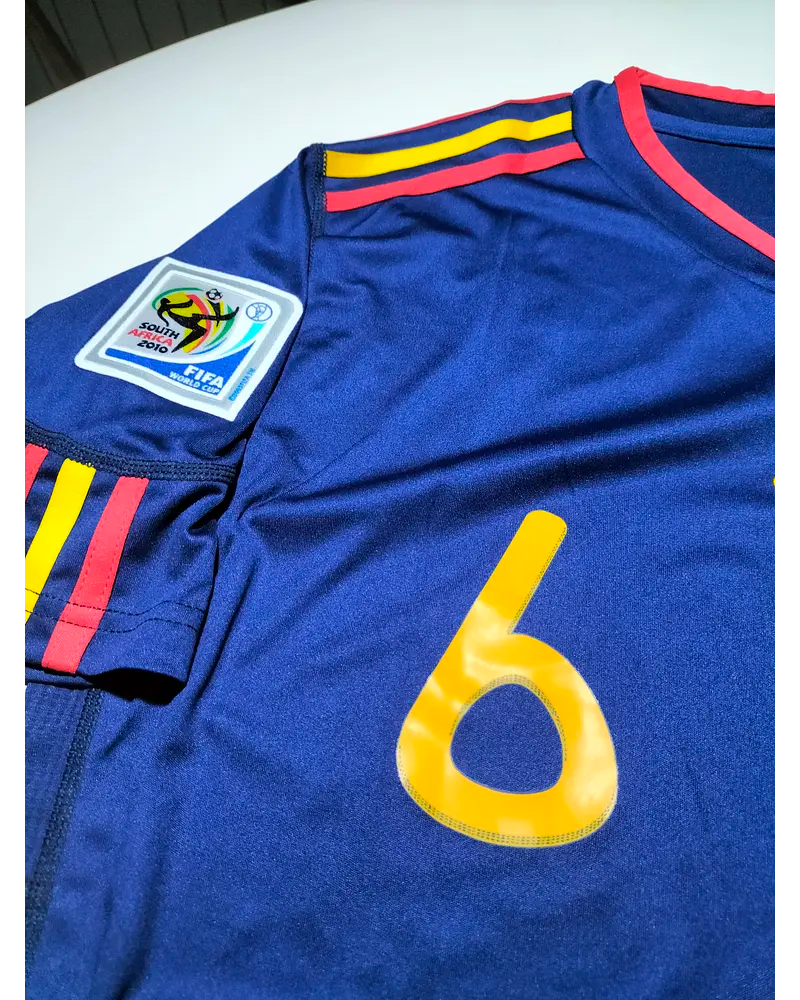 Andrés Iniesta 8 - Spain Away 2010 World Cup Final Retro Jersey Trikot