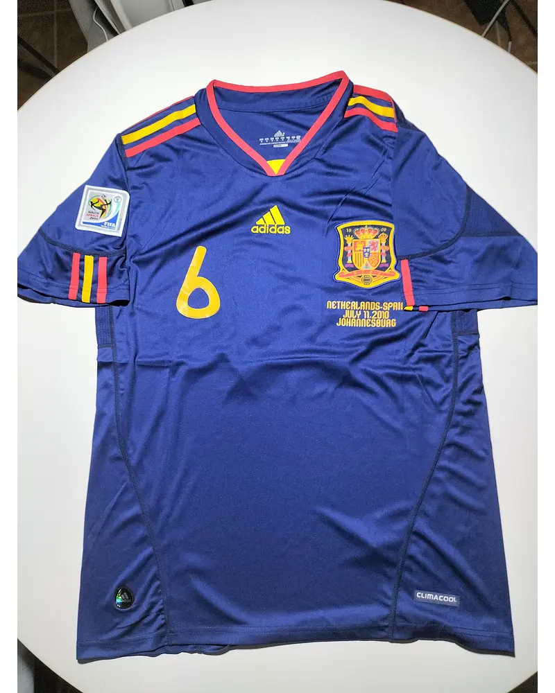 Andrés Iniesta 8 - Spain Away 2010 World Cup Final Retro Jersey Trikot