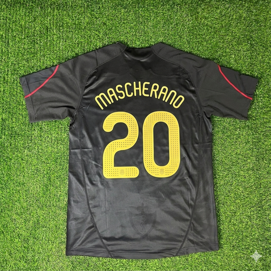 Javier Mascherano – Liverpool 2009-10 Black Retro Kit Jersey – | Trikot | Maillot Soccer Shirt