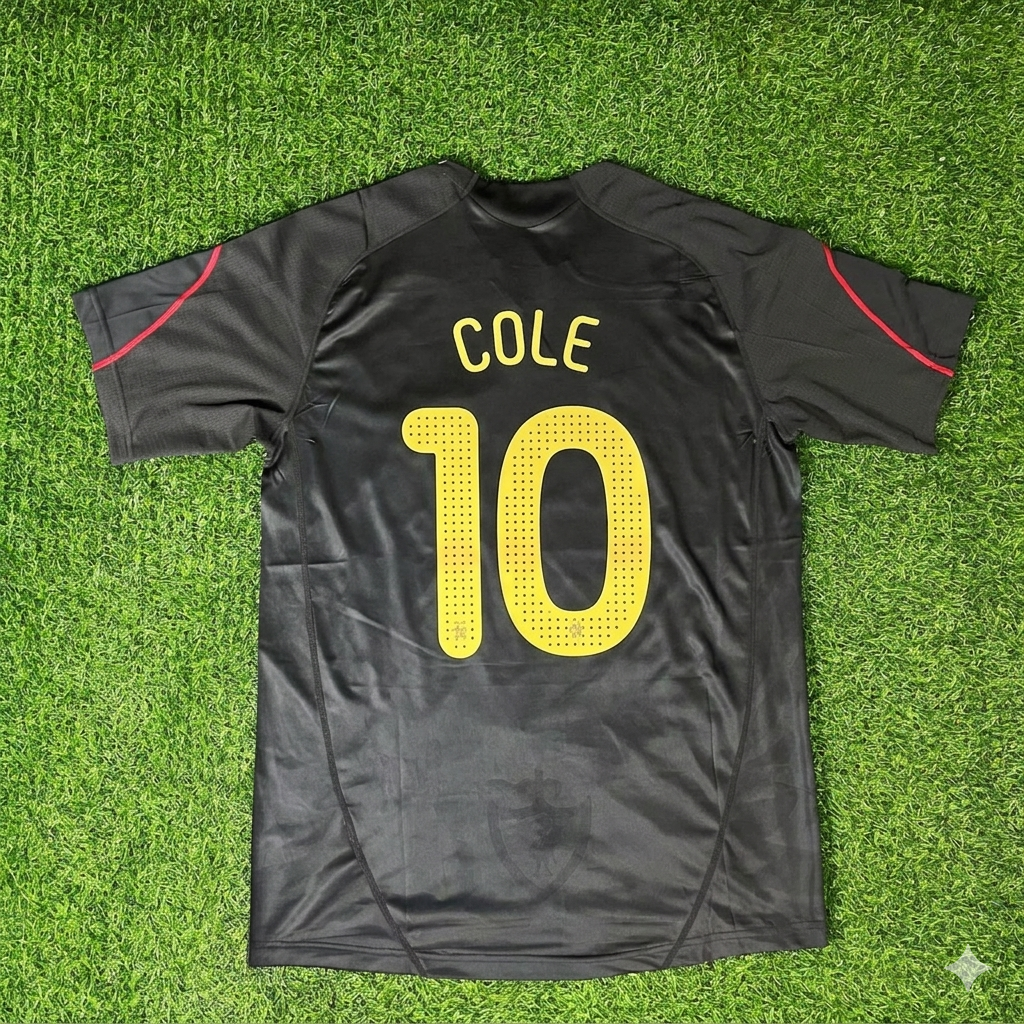 Joe Cole – Liverpool 2009-10 Black Retro Kit Jersey – | Trikot | Maillot Soccer Shirt