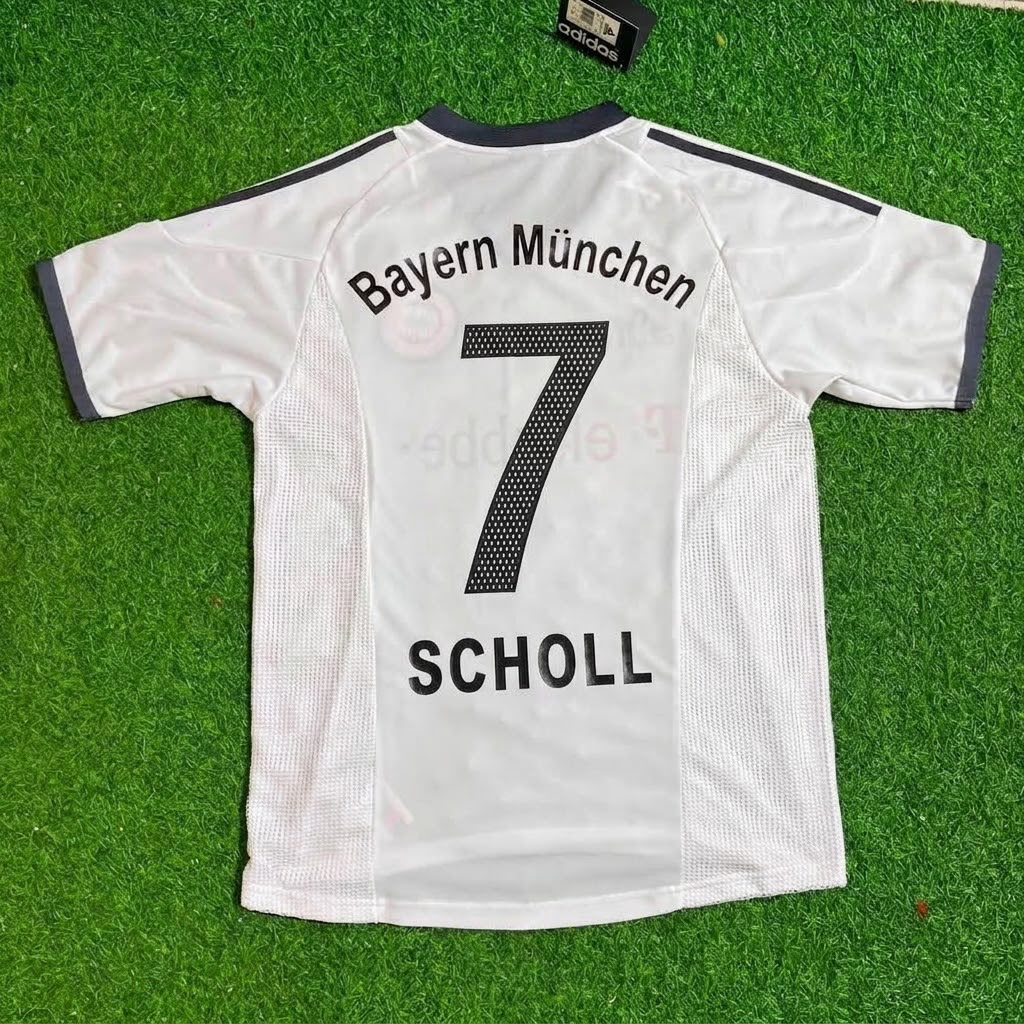 Mehmet Scholl Bayern Munich 2002/2004 Away White Retro Football Jersey Trikot Mailot