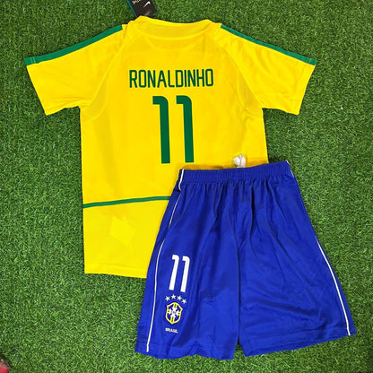 Ronaldinho Gaucho Brazil 2002 Home Kids Kit – Kit Jersey for Children – | KinderTrikot | Maillot Enfant Soccer Shirt