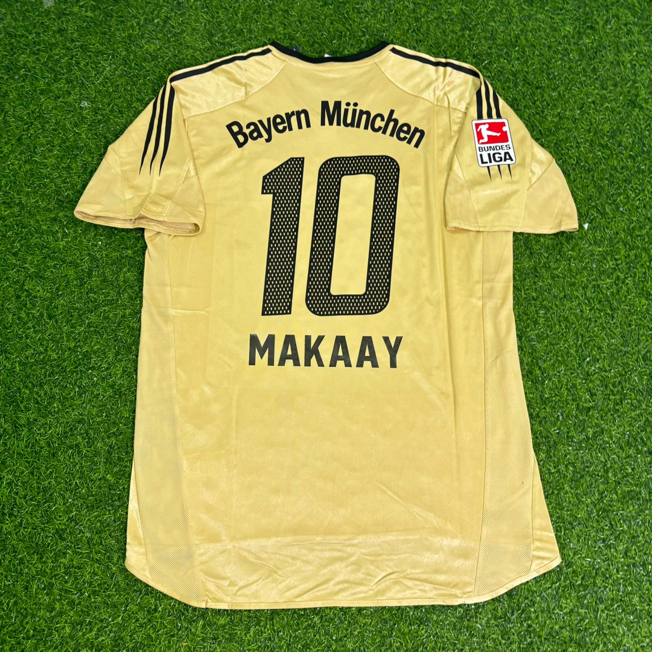 Roy Makaay Bayern München 2004/05 Retro Golden Fußballtrikot Set