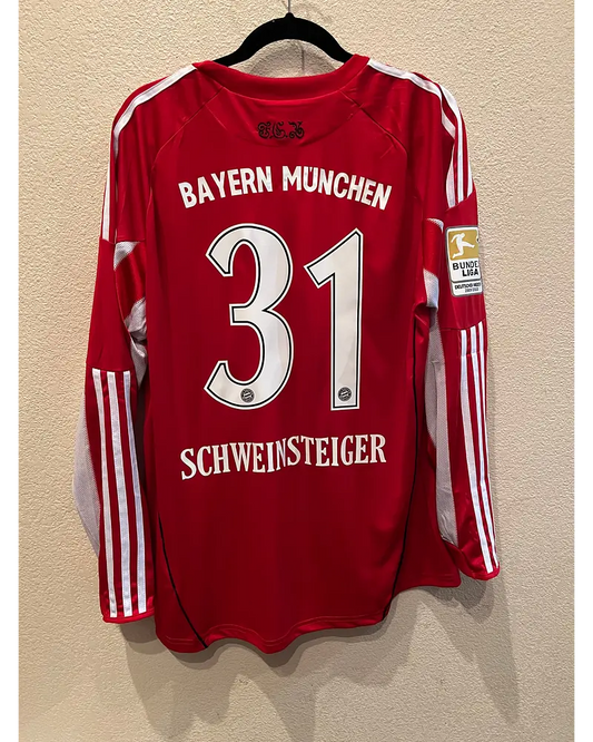 Bastian Schweinsteiger Bayern Munich 2010/11 Red Jersey Trikot