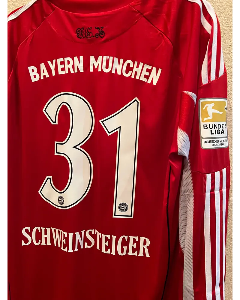 Bastian Schweinsteiger Bayern Munich 2010/11 Red Jersey Trikot