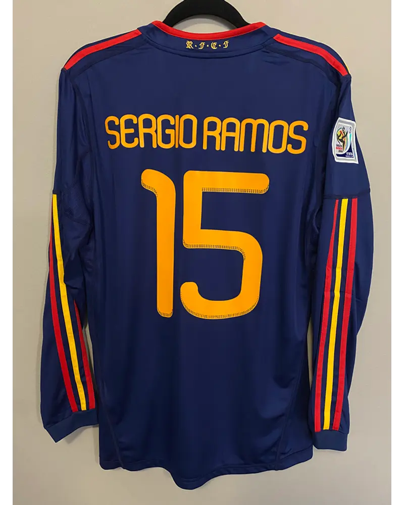 Sergio Ramos - Spain 2010 World Cup Final Retro Jersey Trikot