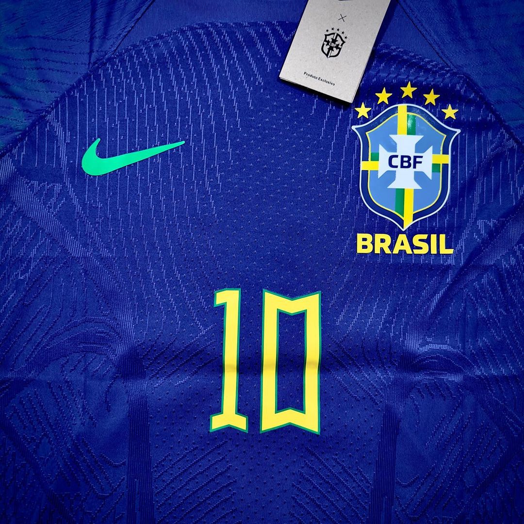 Neymar Jr Brazil 2022 World Cup Retro Football Jersey