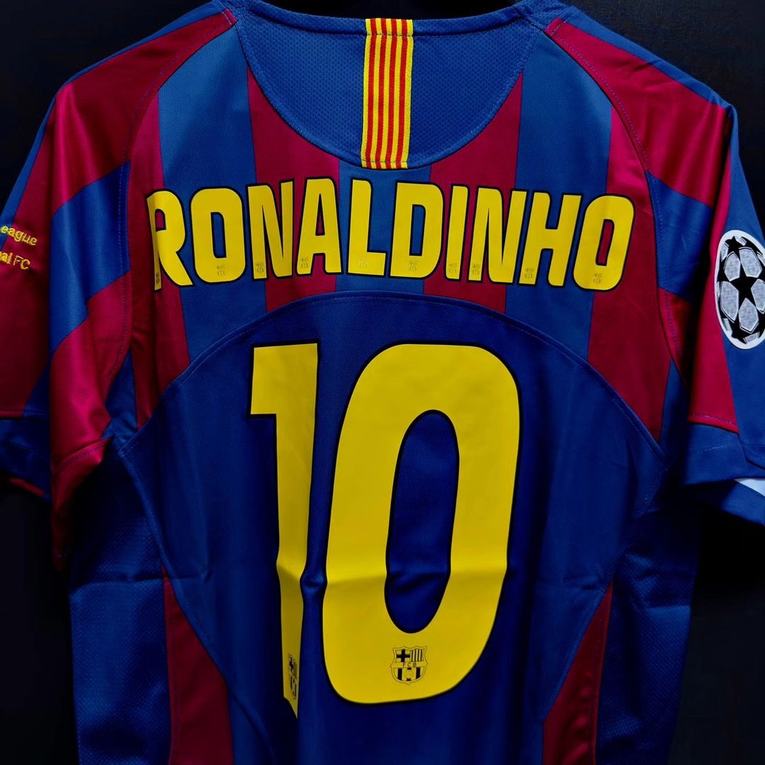 Ronaldinho Gaucho Barcelona 2006 Paris Final vs Arsenal Retro Short Sleeve Football Jersey