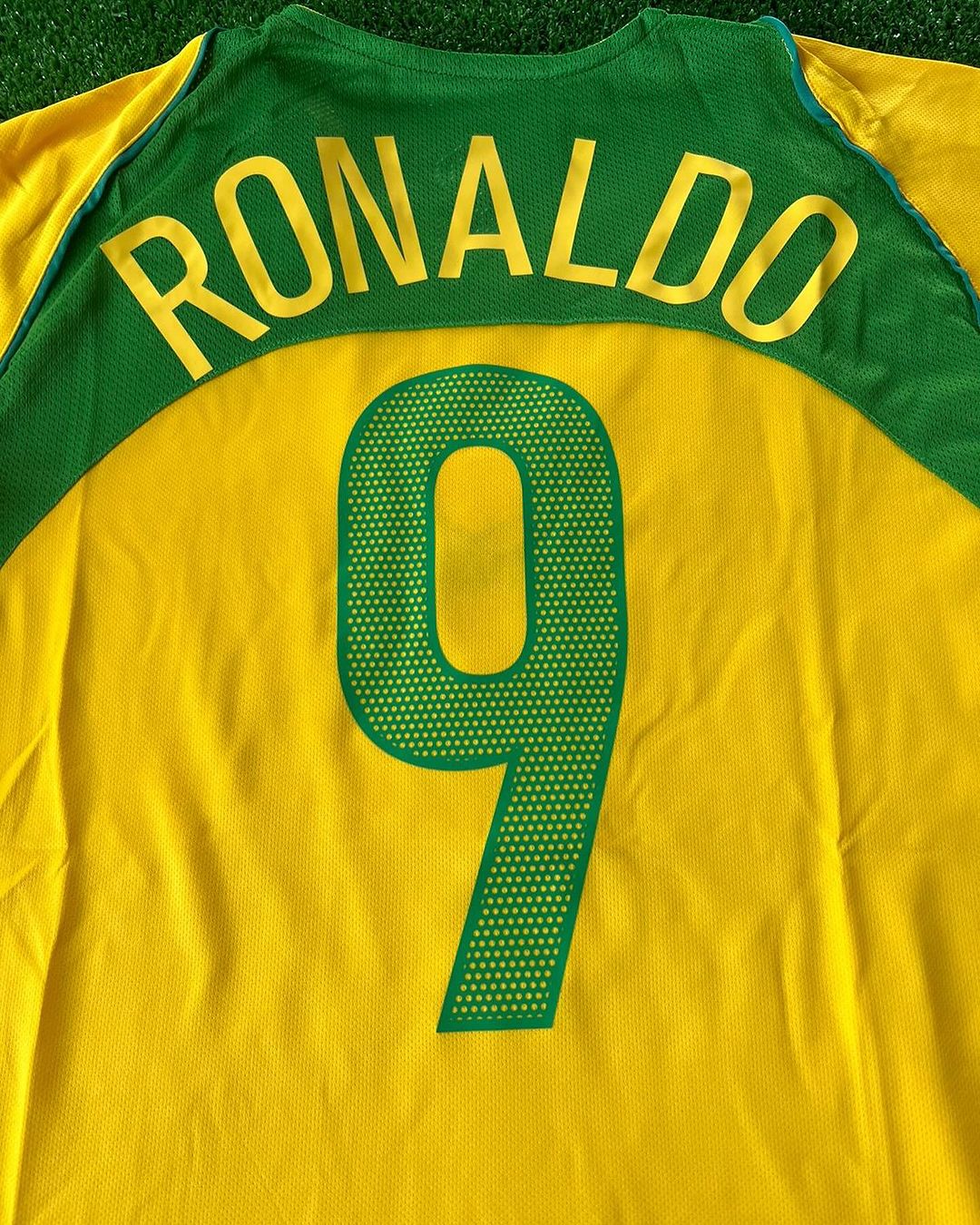 Brazil Retro Phenomenon Ronaldo Short-Sleeve Jersey