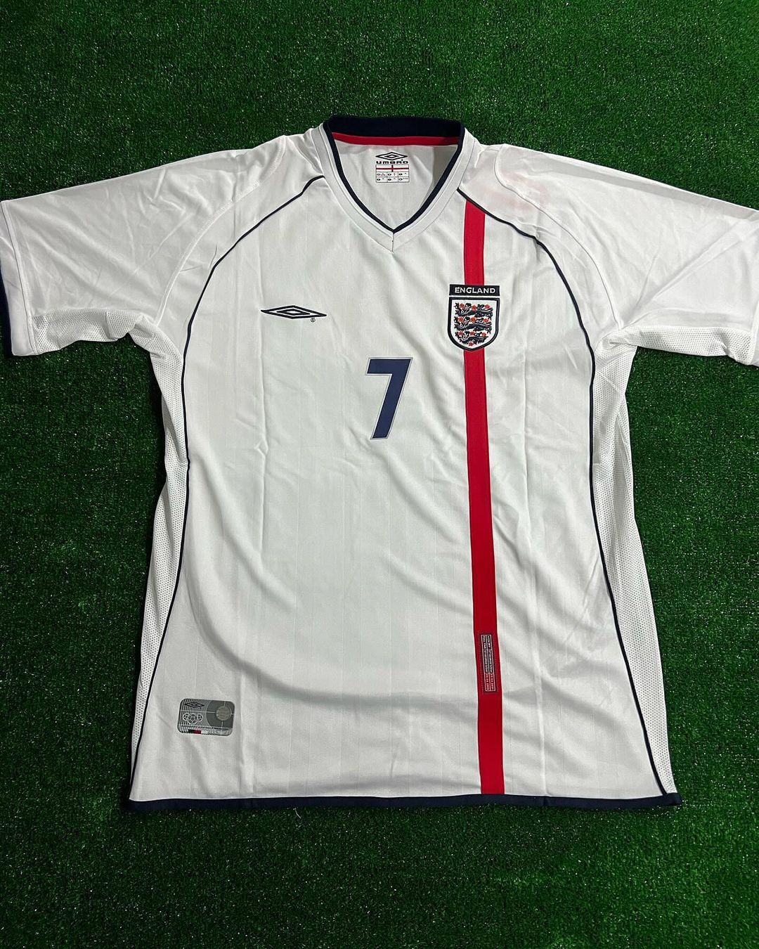 "David Beckham England White Retro Football Shirt"