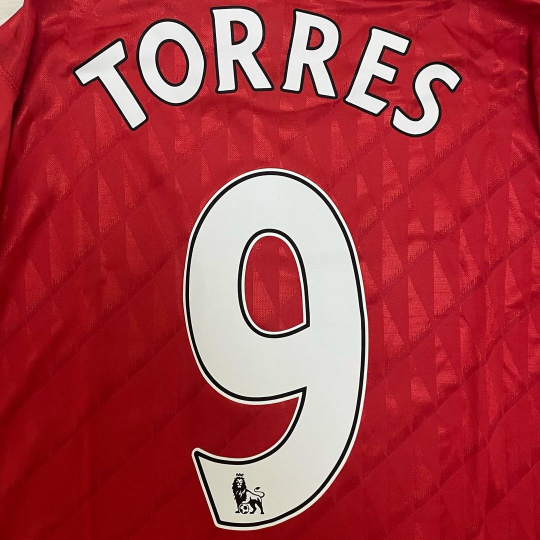 Fernando Torres Liverpool 2010 2011 Season Red Retro Jersey