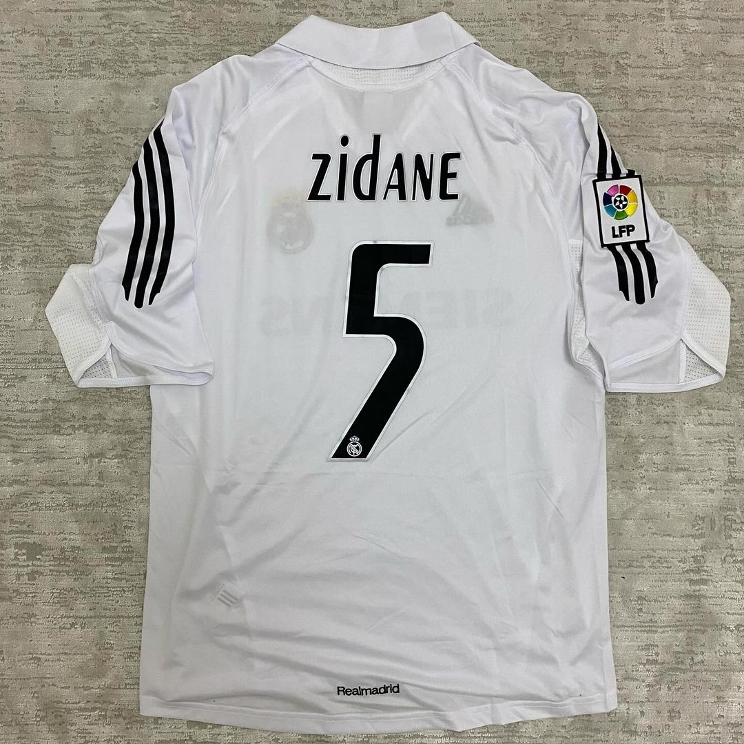 Zinédine Zidane Real Madrid 2005 2006 White Retro Jersey