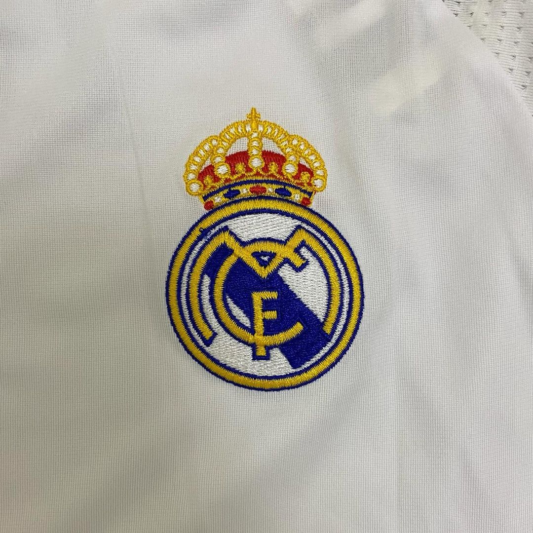 Zinédine Zidane Real Madrid 2005 2006 White Retro Jersey