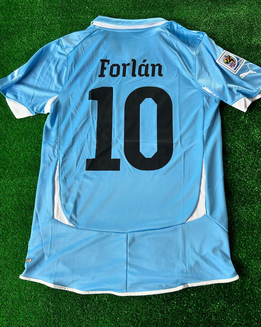 Diego Forlán Uruguay 2010 South Aftica World Cupe Blue Retro Jersey