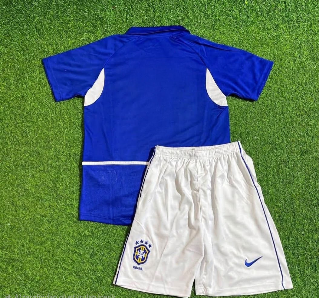 Brazil 2002 Away Kids Kit – Kit Jersey for Children – | KinderTrikot | Maillot Enfant Soccer Shirt