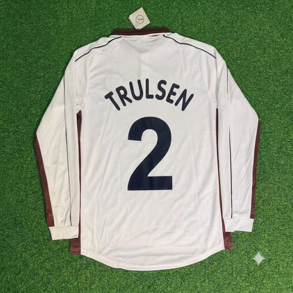 Andre Trulsen FC St. Pauli 1999-2000 Long Sleeve Home Retro Football Jersey