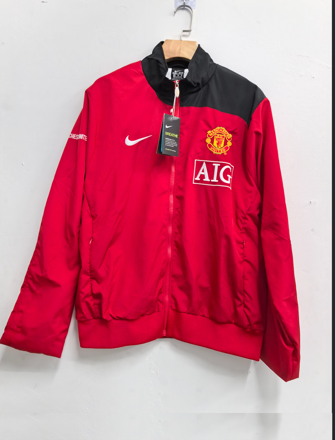 Manchester United Red Retro Windbreaker Jacket