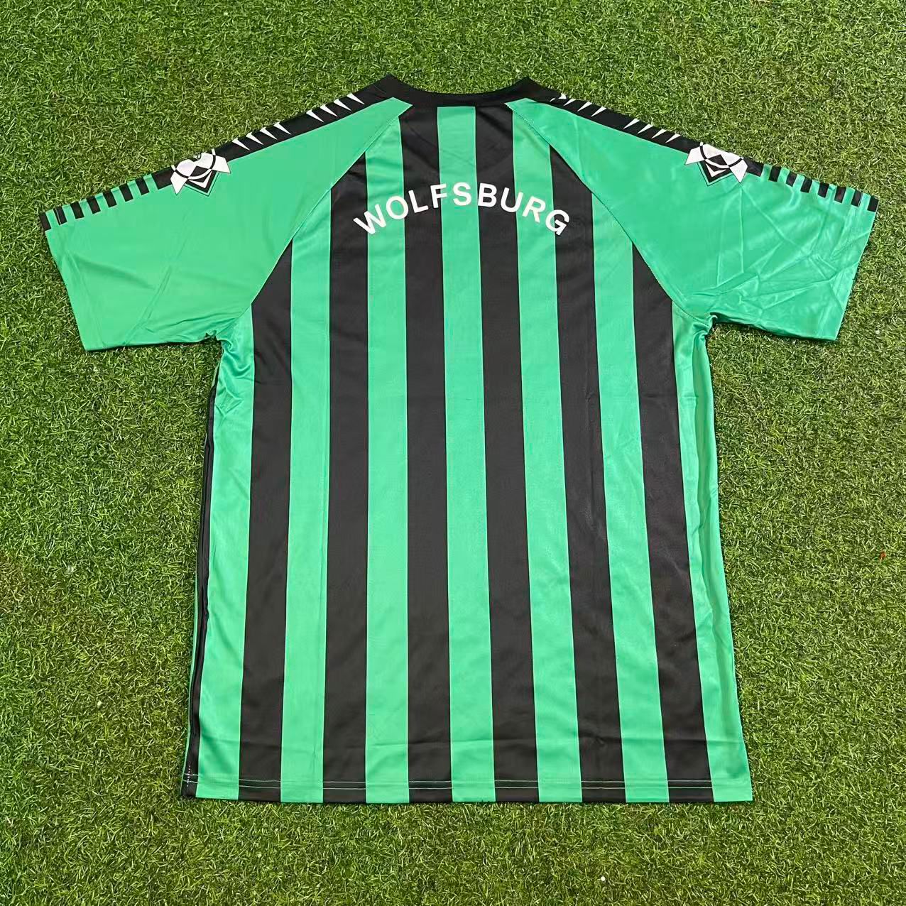 VfL Wolfsburg 1994/1995 Auswärtstrikot Retro Schwarz/Grün