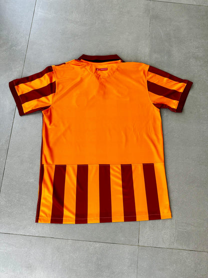 Galatasaray - Turkiye Cumhuriyeti 100.Yil Ozel Seri Futbol Formasi Trikot