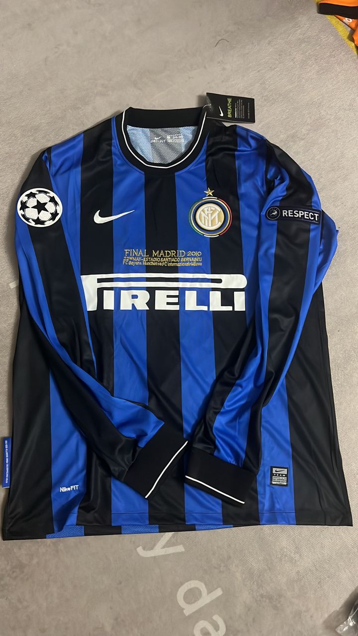 Samuel Eto'o Inter Milan FC 2011 Champions League Final Madrid Retro Football Jersey