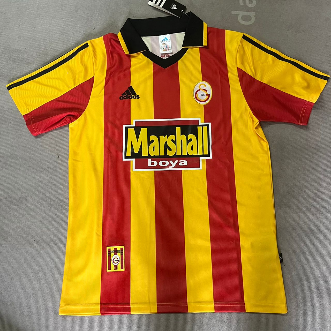 Viktor Osimhen Galatasaray UEFA 2000 Retro Nostalji Formasi Football Home Trikot Jersey Maillot