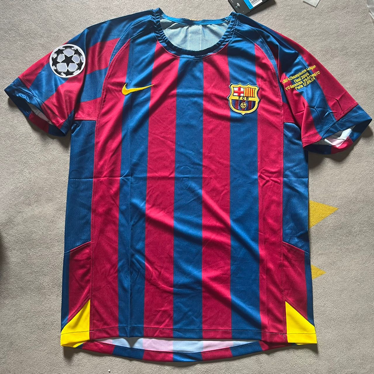 Ronaldinho Gaucho Barcelona 2006 Paris Final vs Arsenal Retro Short Sleeve Football Jersey