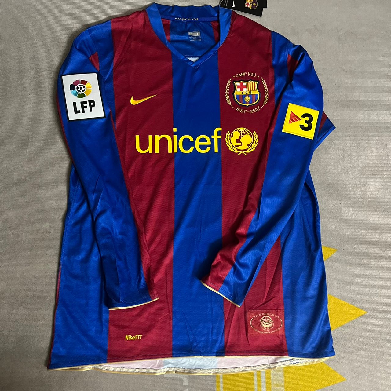 Samuel Eto'o Barcelona 2007 Retro Football Jersey