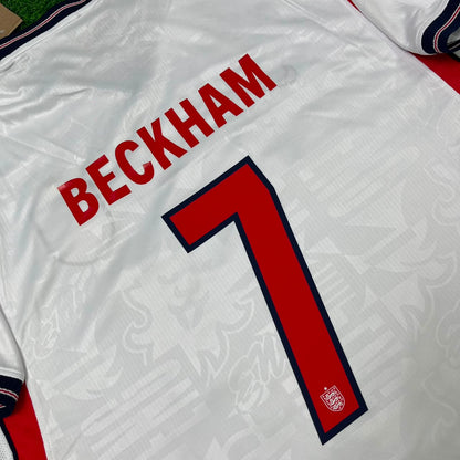 David Beckham #7 England  Home White Football Jersey