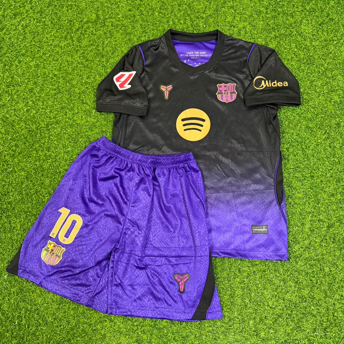 Lamine Yamal #10 Barcelone Nouvelle Saison Maillot Extérieur Enfant Trikot Maillot Football