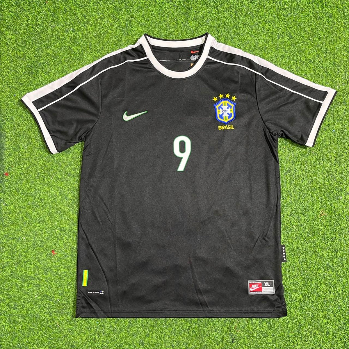 Ronaldo Nazario Brazil Black Retro Football Jersey Kit