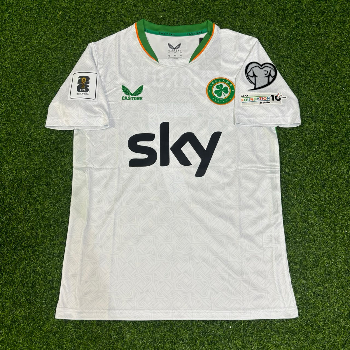 Troy Parrott Irland WM-Qualifikation 2026 Weißes Fußballtrikot der neuen Saison