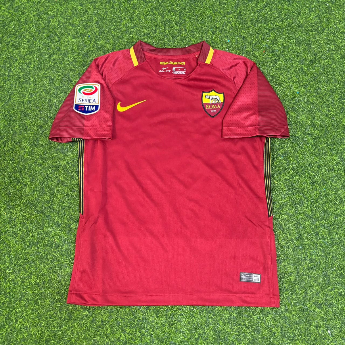 Radja Nainggolan 2016-2017 Season Retro Football Jersey
