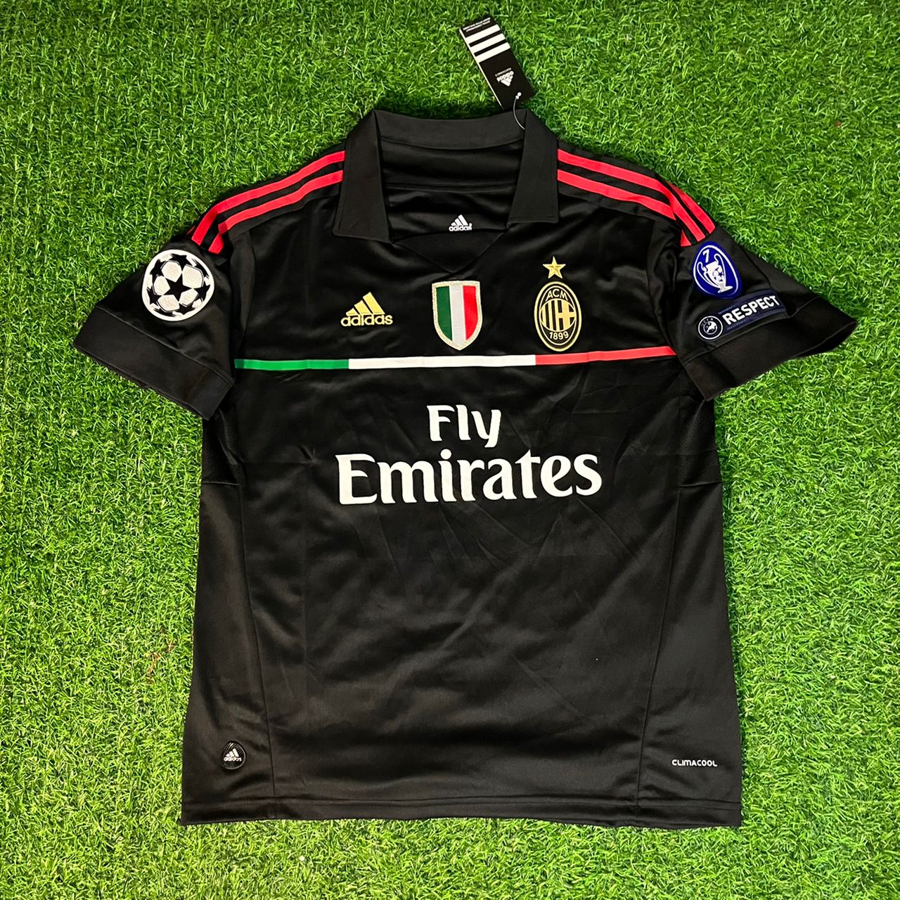 AC Milan Ibrahimovic 11 ユニフォーム s-l400.jpg