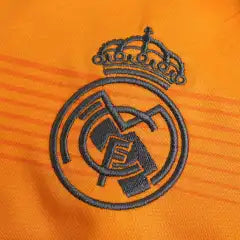 Orangefarbenes Special Edition-Trikot von Real Madrid