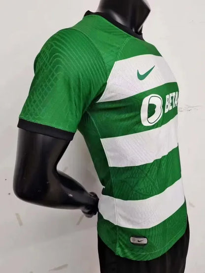 Grünes Fußball-Heimtrikot von Sporting Lissabon
