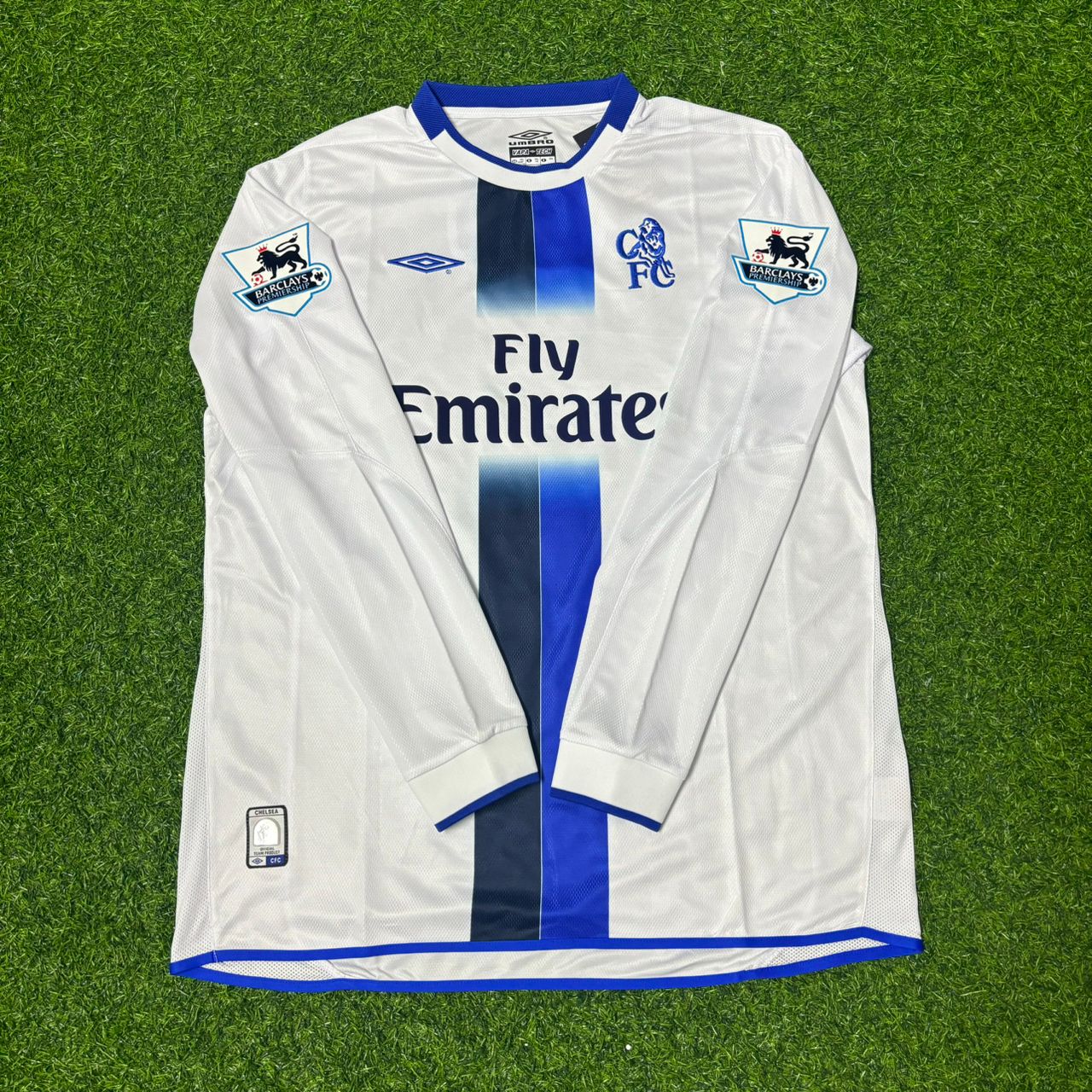 Adrian Mutu #7 Chelsea Away 2004 Retro White Long Sleeve Jersey